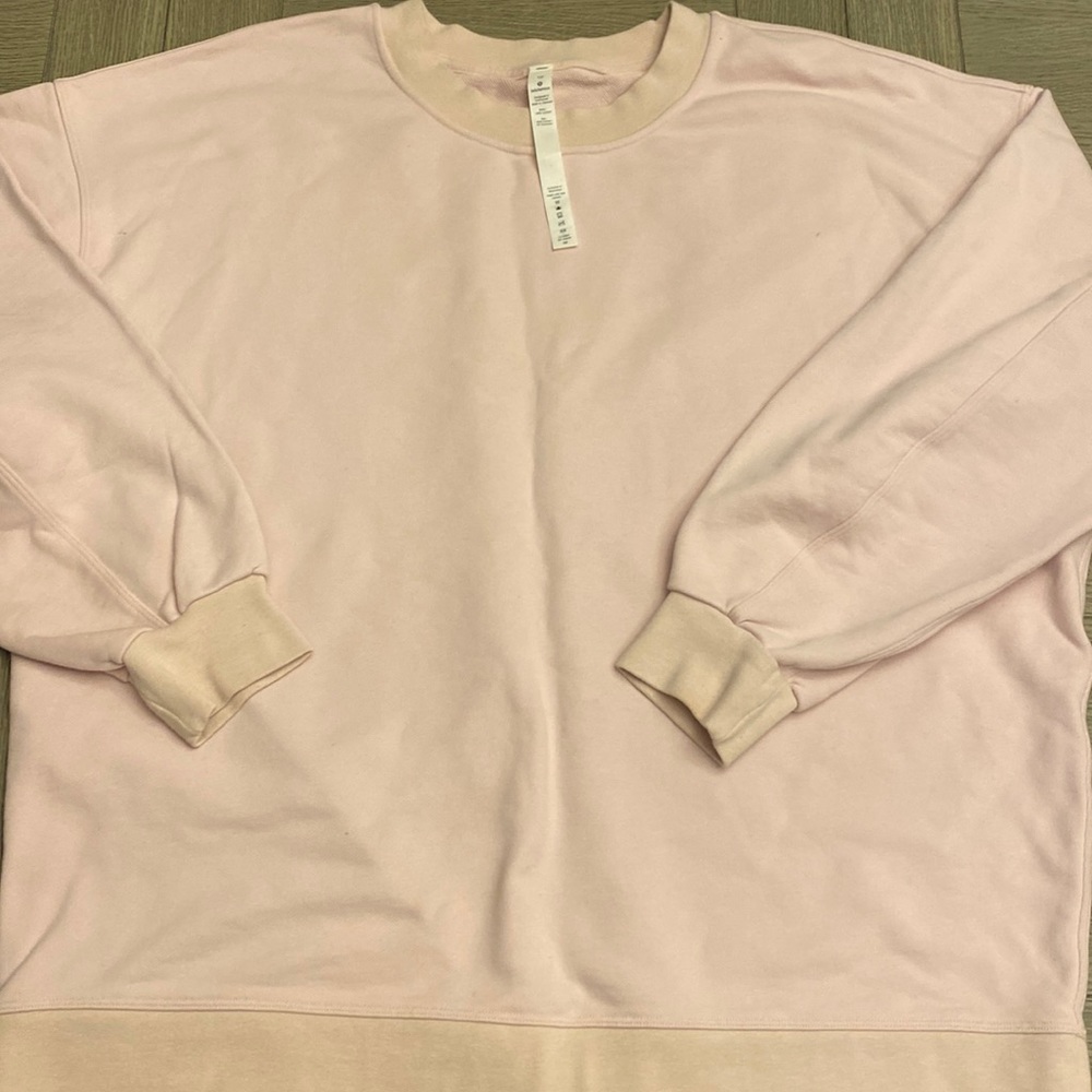 Perfectly oversized crew lululemon size 10